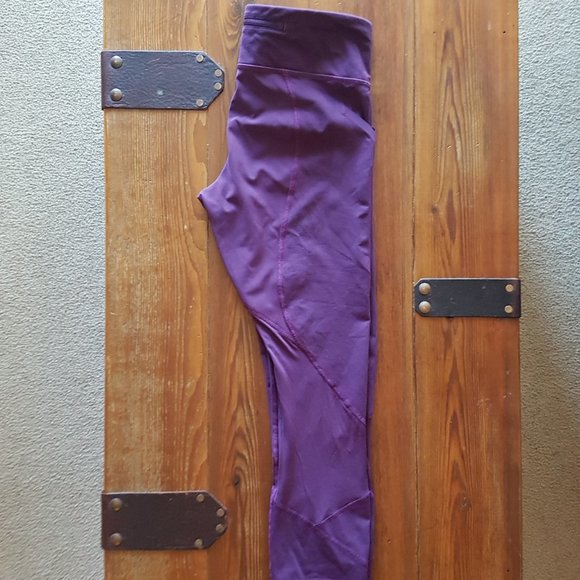 Women's Lululemon Pace Rival Mid-Rise Crops - Picture 5 of 6